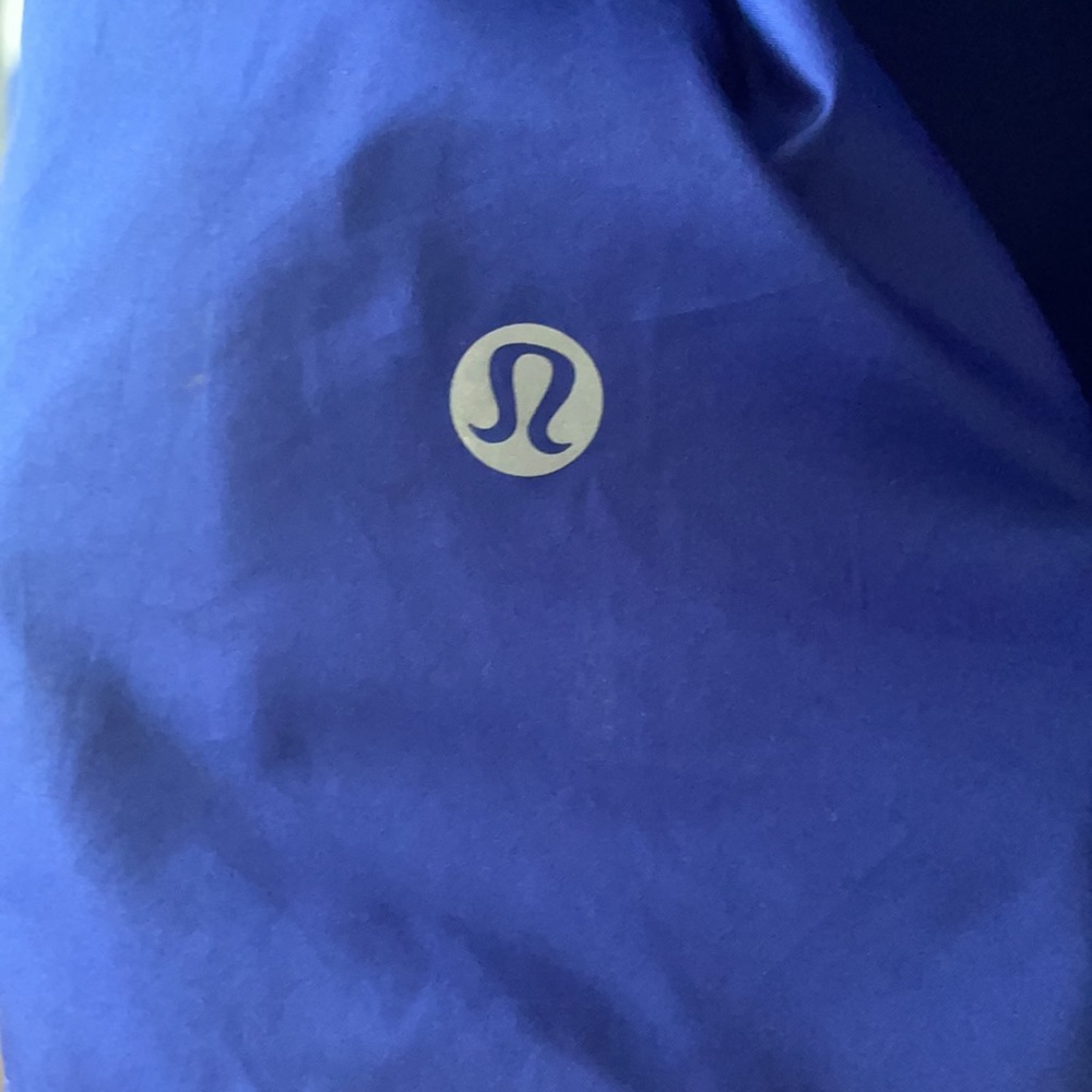 Lululemon light jacket - Picture 3 of 3